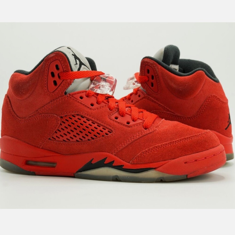 BRAND NEW AIR Jordan Retro 5 "Red Suede" SZE 4Y